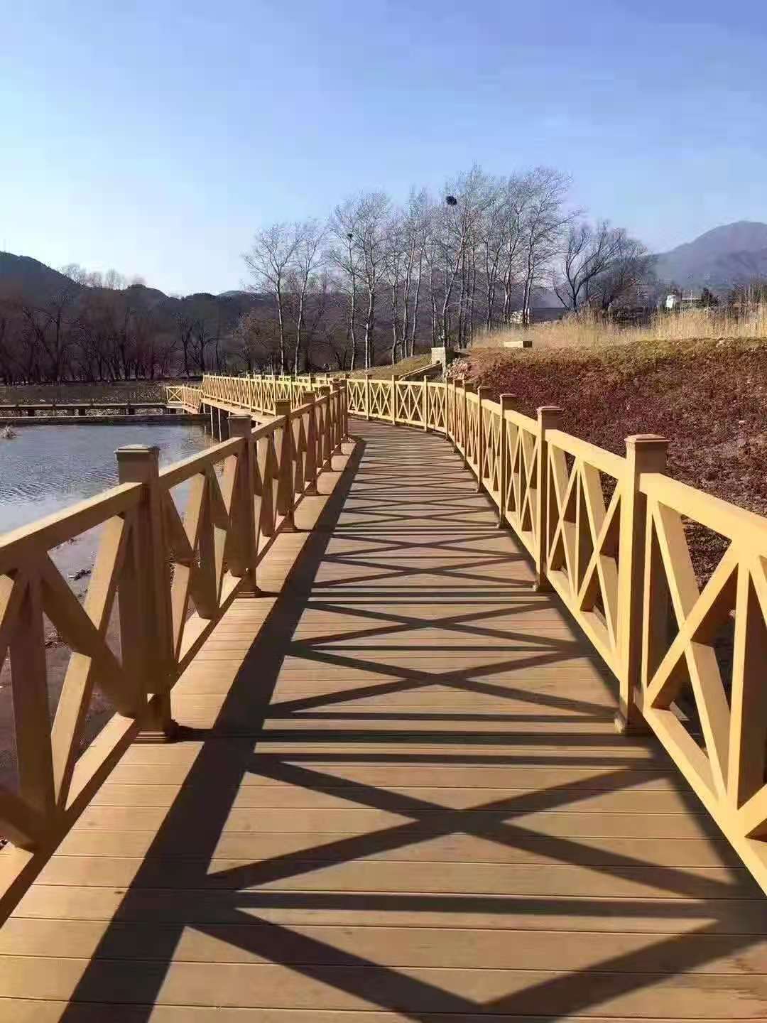 誠信人木制棧道、木制棧橋、防腐木棧道